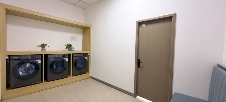 可可托海镇学苑酒店图片