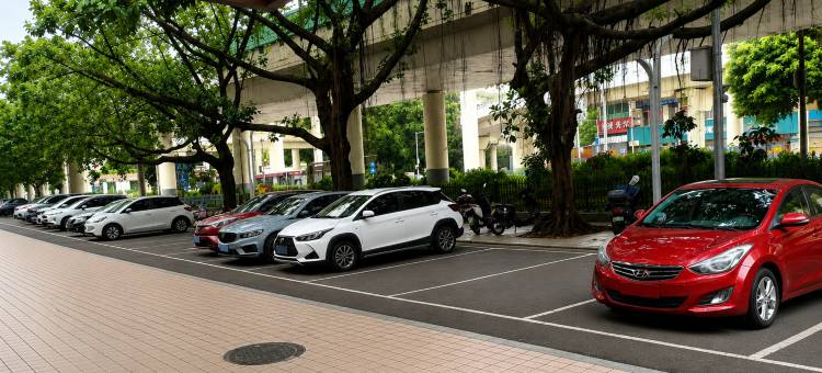 华庭云栖酒店(南宁国际会展中心青秀山地铁站店)图片