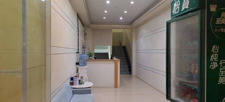 肇庆高要假日公寓(广东理工学院高要校区店)图片