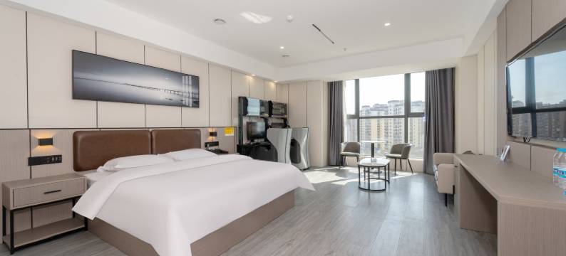 游良电竞酒店(南充不夜城店)图片