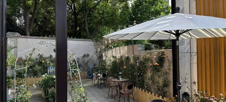 都市花园酒店(上海曹安路定边路地铁站店)图片