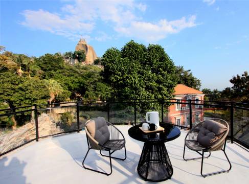 季忆·半山里花园民宿(日光岩港仔后沙滩店)