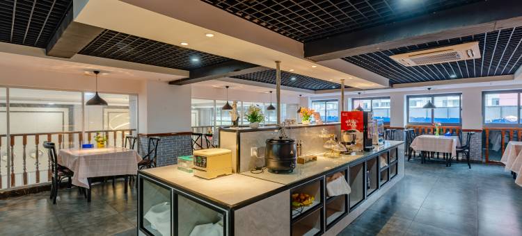 艺龙瑞云酒店(合肥瑶海工业园方庙地铁站店)图片