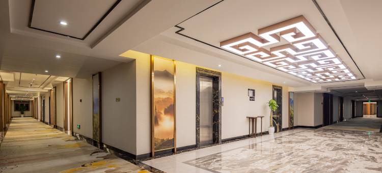 鹤峰源龙大酒店图片