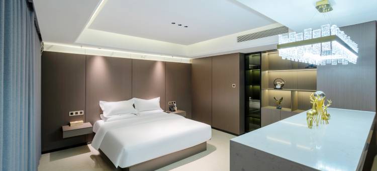 云朵酒店(顺城万达广场店)图片