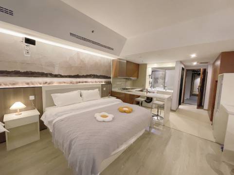 静遇公寓(北京中关村人民大学店)