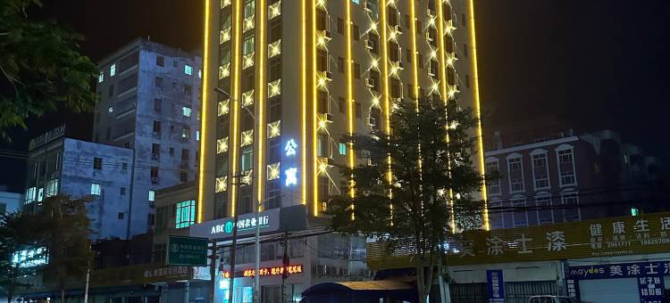 铂瑞轻奢公寓图片