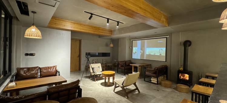 拉萨山也民宿(布达拉宫店)图片