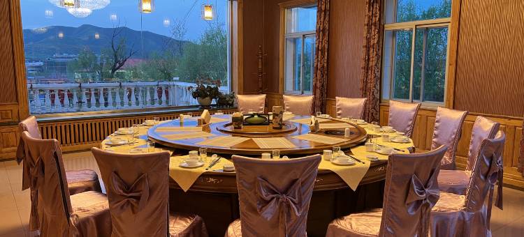 辽阳龍山渔村图片