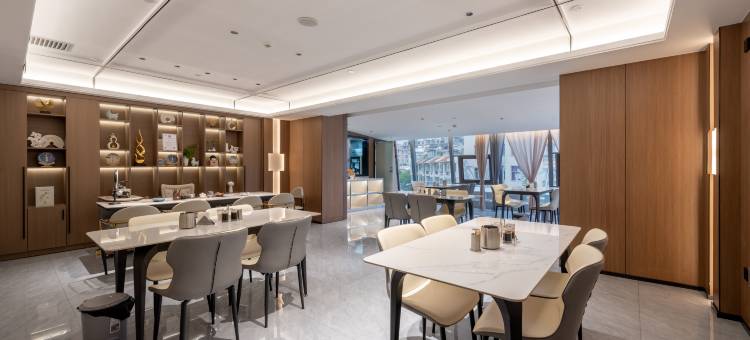 曲靖金睿桥尚酒店(火车站店)图片