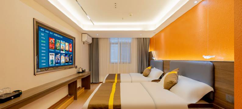 陌尚轻居美宿(小公园店)图片