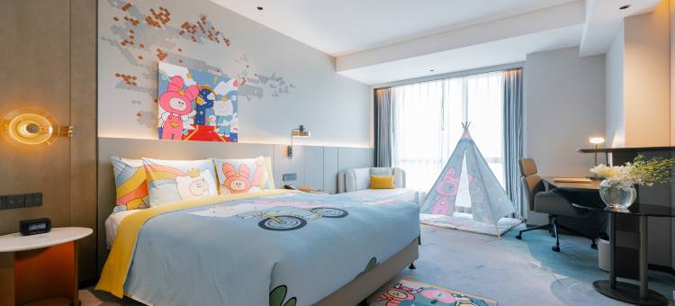 上海大华锦绣皇冠假日酒店图片