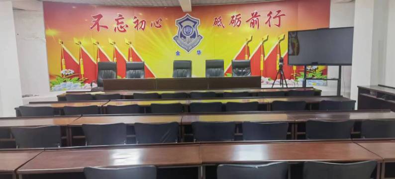 哈巴河厚德大酒店图片