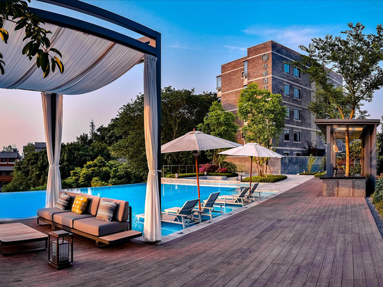 重庆华舫酒店(磁器口古镇店)