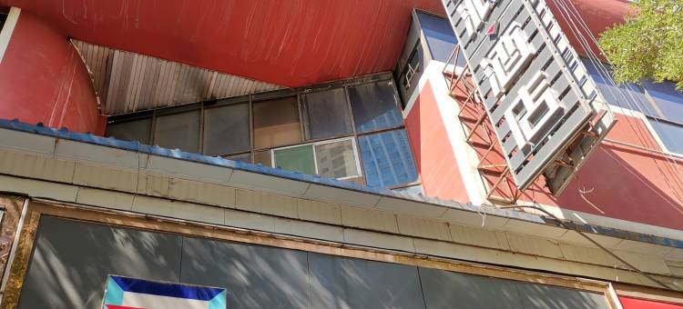 派酒店(孝义万达广场新义街店 )图片