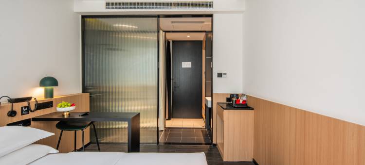 济南山大印象城漫亭轻居酒店图片