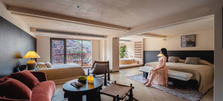 宿沿·栗上美术馆民宿(西江千户苗寨观景台店)图片