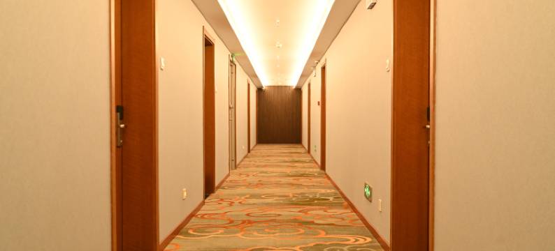 轻住·盛乾酒店(西安北站常青路地铁站店)图片