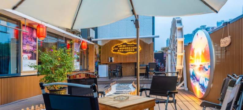 长沙迪曼酒店(湘雅二医院地铁站店)图片