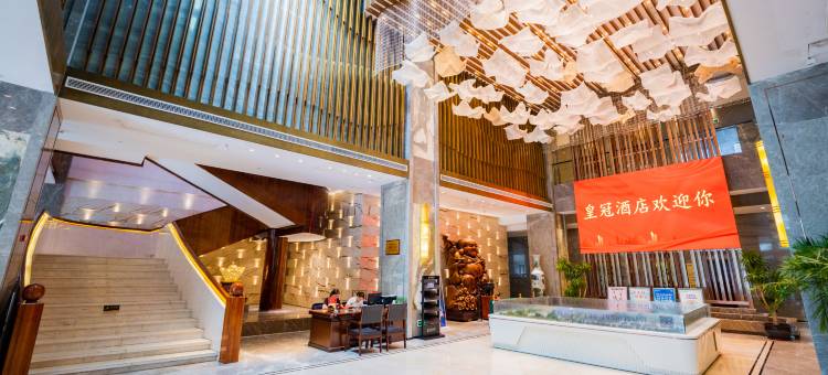 句容皇冠酒店图片