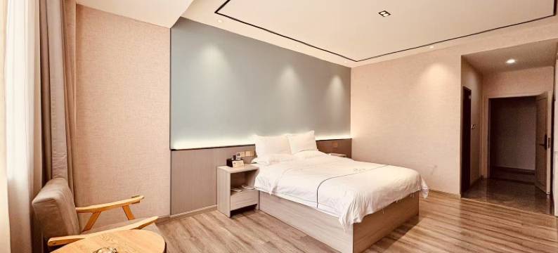 德航酒店(芒市机场店)图片