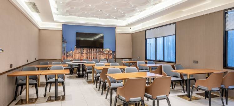 菲奥拉国际酒店(佛山祖庙魁奇路地铁站店)图片