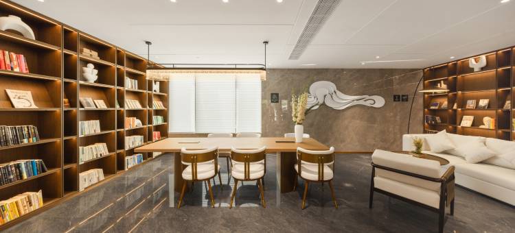 深圳体育中心泥岗西路亚朵酒店图片