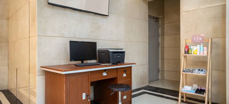 丽呈花盛酒店(巴楚县世纪大道店)图片