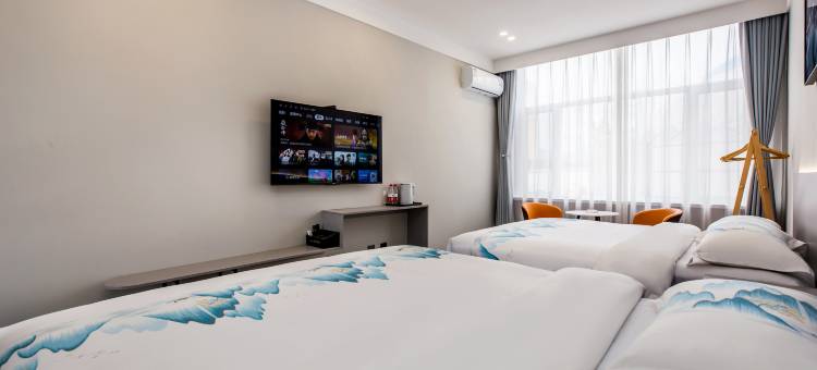 乌兰布统山止川行民宿图片