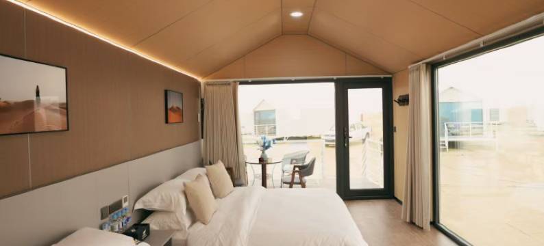 宁夏·腾格里沙漠秘境Clamping国际露营地图片