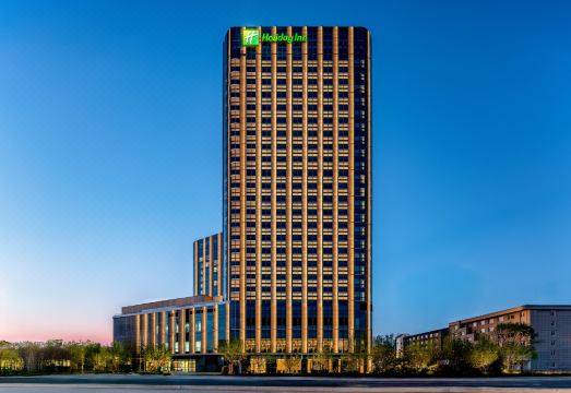 长春高新假日酒店外景图