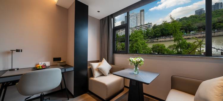 成都武侯祠宽窄巷子亚朵酒店图片