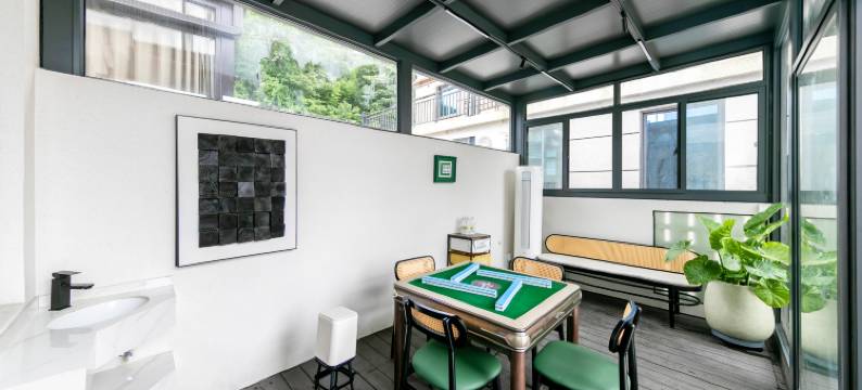 朱家尖林厘·居里泳池民宿(普陀山机场蜈蚣峙码头店)图片