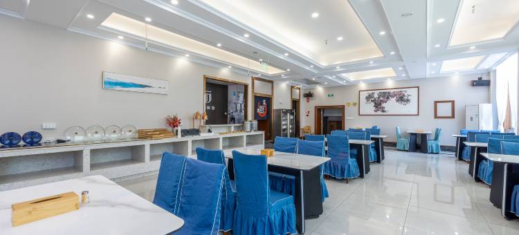 万信至格酒店(自贡彩灯公园店)图片