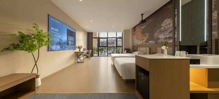 丽影酒店(贵阳黔灵山公园改茶路地铁站店)图片