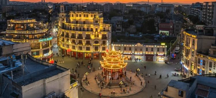 汕头禾悦·美居HE YUE HOTEL(万象城龙眼南路美食街店)图片