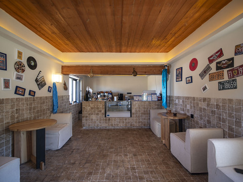 ZARAT·自然有咖设计师精品民宿(喀纳斯景区店)