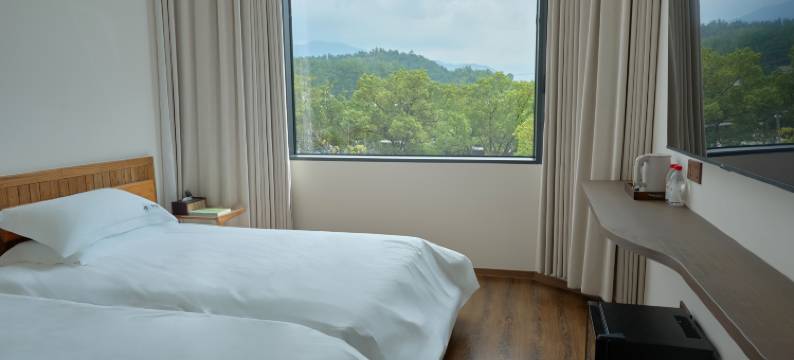 天台易林阁·鹿隐仙踪山景美宿(国清寺景区店)图片