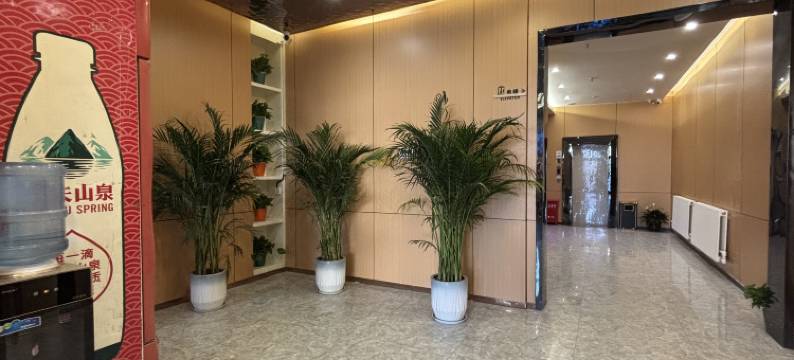 百胜商务酒店(和田玉泉河公园店)图片