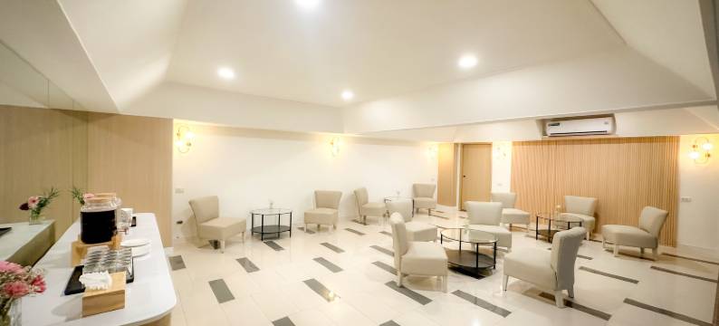 芭堤雅瓦内马内酒店(Vané Mané Hotel Pattaya)图片