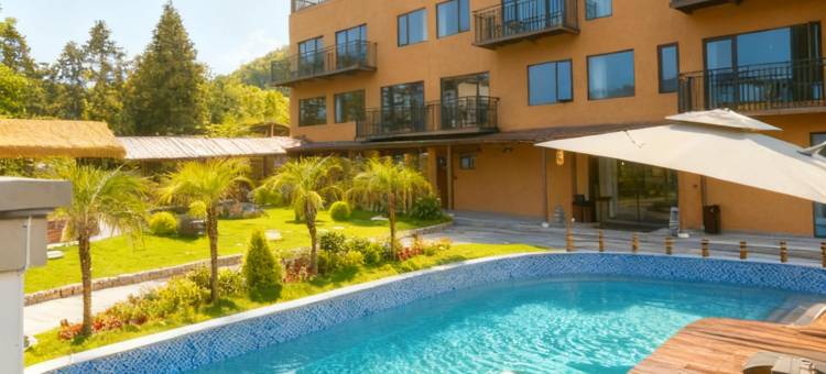 谷雨春夏·Travel旅行秘境泳池设计师花园美宿(望仙谷景区店)图片