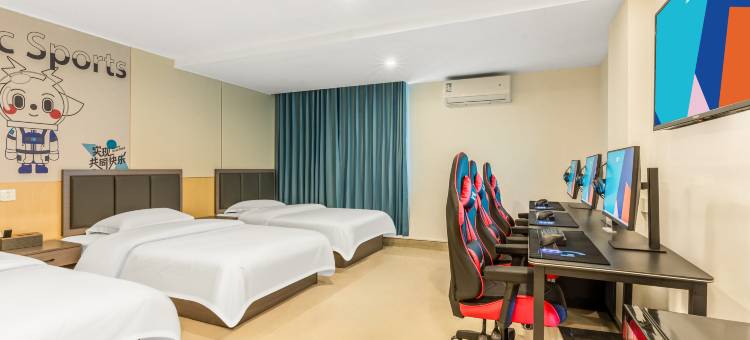 优恩电竞酒店(江门开平水口客运站店)图片