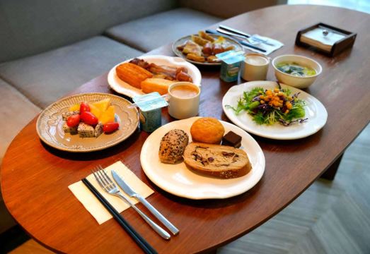 Mercure Hotel Dalian-Friendship SquareHotel Overview