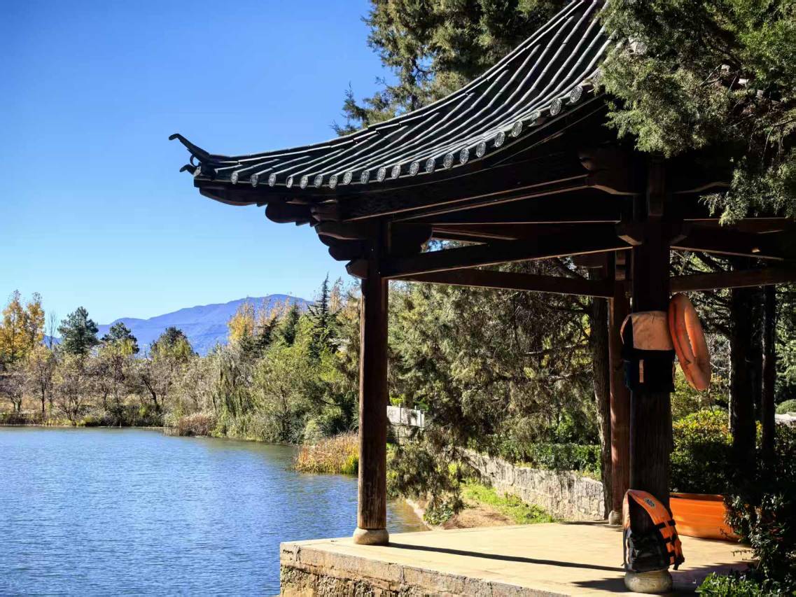 东巴谷丨日照金山·森林秘境·星空木屋度假酒店图片