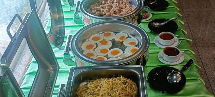 巴吞他尼广场酒店(Pathum Thani Place Hotel)图片