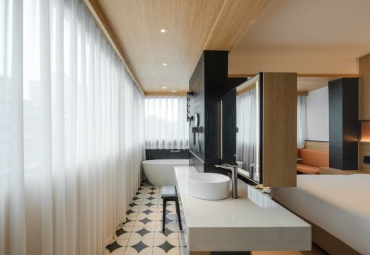 SFEEL设计师酒店（成都宽窄巷子奎星楼街店）外景图