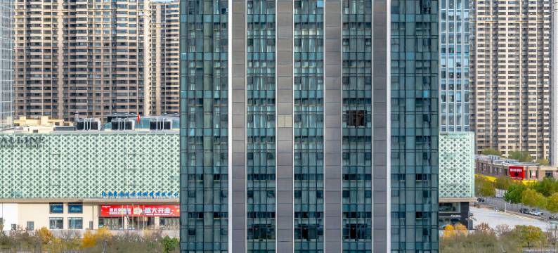 Hotel MoMc蔓兰酒店(太原龙城大街万达店)图片