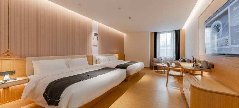 建国璞隐酒店(上海曹路招商花园城顾唐路地铁站店)图片