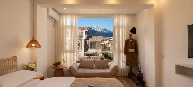 丽江隐石居雪山观景客栈图片