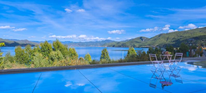 泸沽湖云堇湖畔湖景民宿(大洛水码头店)图片